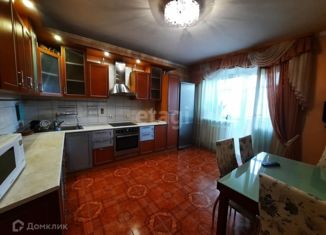 Сдается 2-ком. квартира, 75 м2, Тюмень, Сургутская улица, 11к3, Центральный округ