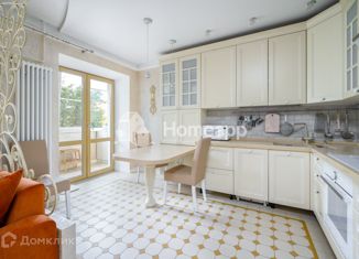 Продам трехкомнатную квартиру, 69.5 м2, Москва, Сеславинская улица, 32к2, Сеславинская улица