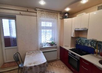 Продажа двухкомнатной квартиры, 55 м2, Арск, Западная улица, 42