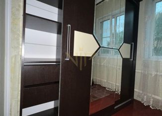 Продам трехкомнатную квартиру, 50 м2, станица Константиновская, улица Калинина, 102