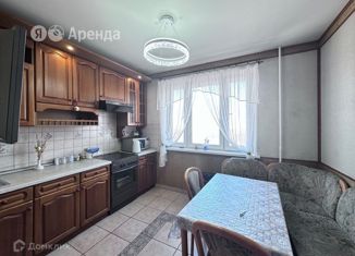 Сдается трехкомнатная квартира, 80 м2, Москва, Загородное шоссе, 4к3, станция Площадь Гагарина