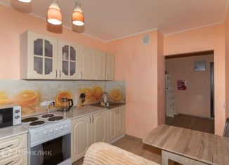 Продам 1-ком. квартиру, 44 м2, Иркутск, улица Безбокова, 30/3