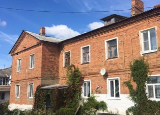 Продам 2-ком. квартиру, 46.2 м2, Новомосковск, Луговая улица, 33