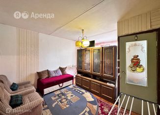 Сдается трехкомнатная квартира, 42 м2, Санкт-Петербург, улица Лёни Голикова, 23к3