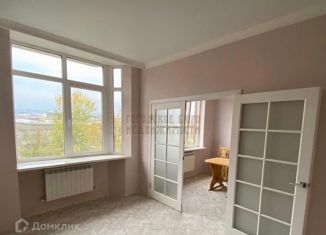 Продаю трехкомнатную квартиру, 120 м2, Нальчик, Эльбрусская улица, 19Г, ЖК Лотус Сити