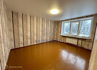 Продаю 2-ком. квартиру, 44.3 м2, Киров, Комсомольская улица, 13А