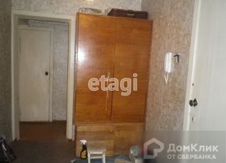 Продам 2-ком. квартиру, 51 м2, Липецк, Октябрьский район, улица Ибаррури, 4