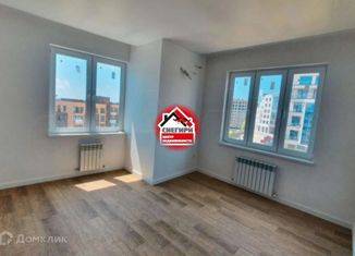 Продается 2-комнатная квартира, 74.6 м2, село Мысхако, улица имени Сергея Борзенко, 2