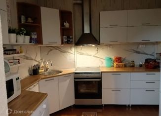 3-комнатная квартира на продажу, 65.1 м2, Муравленко, улица Ленина, 95