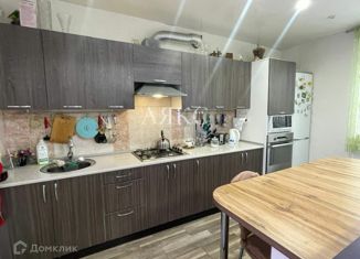 Продажа 4-комнатной квартиры, 76.4 м2, Ишимбай, улица Блохина, 52