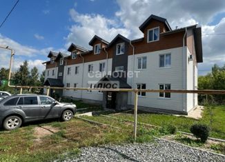 Продам 2-комнатную квартиру, 60.6 м2, поселок Варламово, Кооперативная улица, 10Б