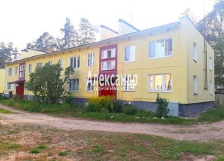 Продам 2-ком. квартиру, 44.9 м2, поселок Понтонное, Молодёжная улица, 2