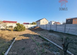 Земельный участок на продажу, 6 сот., село Уютное, Ореховая улица