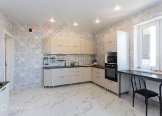 Продаю 3-комнатную квартиру, 82.37 м2, Краснодар, улица Петра Метальникова, 40, ЖК Лучший