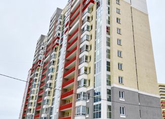 Продается двухкомнатная квартира, 64.8 м2, Киров, Чистопрудненская улица, 4, жилой район Чистые Пруды