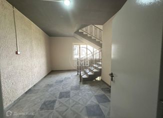 Продается 2-комнатная квартира, 75 м2, Минеральные Воды, Советская улица, 78