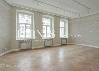 Продаю трехкомнатную квартиру, 140 м2, Москва, улица Арбат, 29