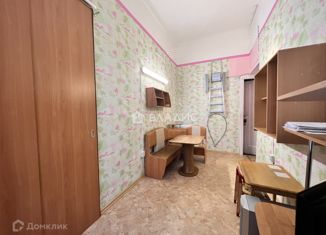 Продам комнату, 175 м2, Санкт-Петербург, Моховая улица, 26