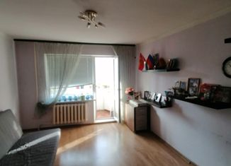 Продажа 3-ком. квартиры, 69.3 м2, Краснодар, улица Думенко, 14, улица Думенко