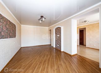 Продам 3-ком. квартиру, 80 м2, Новосибирск, Холодильная улица, 17, Холодильная улица