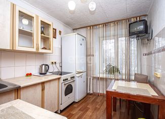 Продам двухкомнатную квартиру, 45 м2, Новосибирск, метро Золотая Нива, улица Гаранина, 21