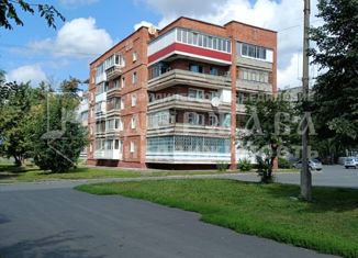 Продажа двухкомнатной квартиры, 54.2 м2, Кемерово, улица Халтурина, 37