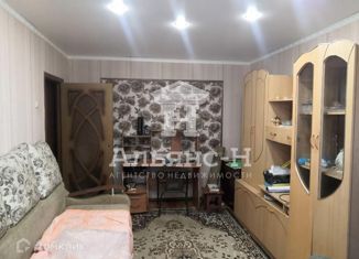 Продаю 2-ком. квартиру, 46 м2, Азов, Севастопольская улица, 27