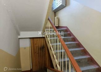 Продаю 2-комнатную квартиру, 40.3 м2, Новосибирск, проспект Карла Маркса, 41, метро Студенческая