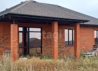 Продается дом, 120 м2, село Шагаровка, улица Буденкова, 5