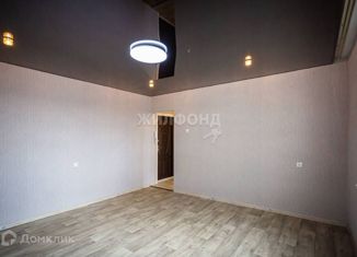 Продажа 1-комнатной квартиры, 30 м2, Новокузнецк, улица Ленина, 95