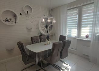 Продам 2-комнатную квартиру, 69 м2, Всеволожск, улица Доктора Сотникова, 3, ЖК Южная Долина