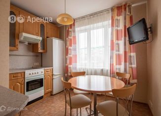 3-комнатная квартира в аренду, 72 м2, Санкт-Петербург, Планерная улица, 53к2, муниципальный округ Юнтолово