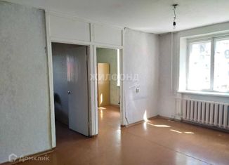 Продажа 3-комнатной квартиры, 61.8 м2, Новосибирск, улица Энгельса, 17