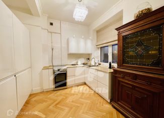 Продам 3-ком. квартиру, 64.2 м2, Москва, улица Толбухина, 7к1, улица Толбухина