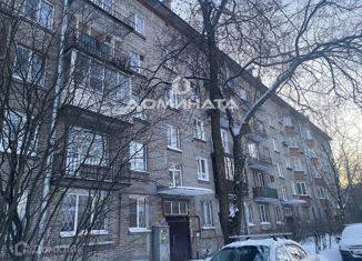 Продается однокомнатная квартира, 30.8 м2, Санкт-Петербург, метро Нарвская, улица Гладкова, 25