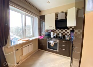 Продажа двухкомнатной квартиры, 43.3 м2, дачный посёлок Кокошкино, Школьная улица, 3А