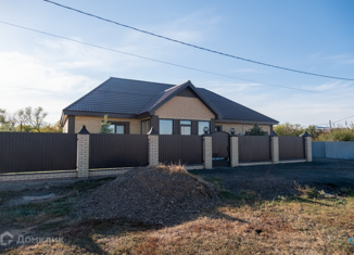 Продам дом, 124.6 м2, село Нижняя Павловка, улица 150 лет Села