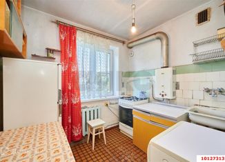 Продается трехкомнатная квартира, 59 м2, Краснодарский край, улица имени П.М. Гаврилова, 105