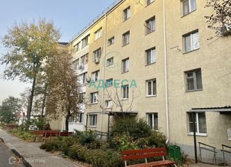 Продажа трехкомнатной квартиры, 60 м2, посёлок городского типа Чернянка, улица Ленина, 102