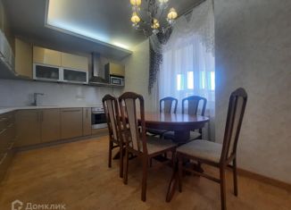 Продам 2-комнатную квартиру, 72.2 м2, Екатеринбург, улица Белинского, улица Белинского, 222