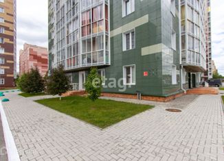 Продается 4-ком. квартира, 110 м2, Новосибирск, улица Плахотного, 80, ЖК Крымский