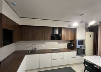 Продаю трехкомнатную квартиру, 80 м2, Краснодар, улица имени Валерия Гассия, 4/7лит2, ЖК Фреш