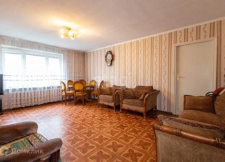 Продаю 5-комнатную квартиру, 120 м2, Калининград, улица Гайдара, 119