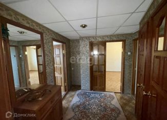 Продается трехкомнатная квартира, 58.7 м2, Татарстан, улица Братьев Касимовых, 62