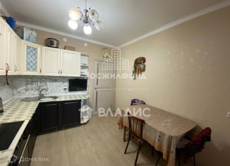 Продажа 2-ком. квартиры, 65 м2, Чита, улица Нечаева, 74