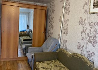 Продается 1-ком. квартира, 30 м2, Старый Оскол, микрорайон Горняк, 3