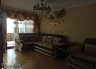 Продается 3-комнатная квартира, 70 м2, Владикавказ, улица Цоколаева, 18, 9-й микрорайон