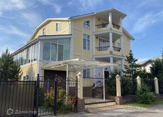 Дом на продажу, 700 м2, деревня Заболотье, Грушевая улица