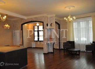 4-комнатная квартира в аренду, 160 м2, Москва, улица Фадеева, 4А, метро Менделеевская