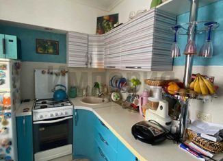 Продаю 2-комнатную квартиру, 44 м2, Саратов, Белоглинская улица, 163/165, Фрунзенский район